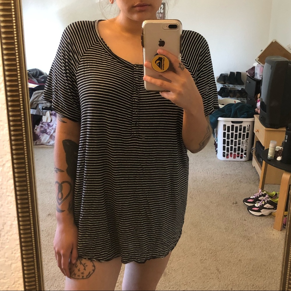 American Eagle Super Soft & Sexy Tee